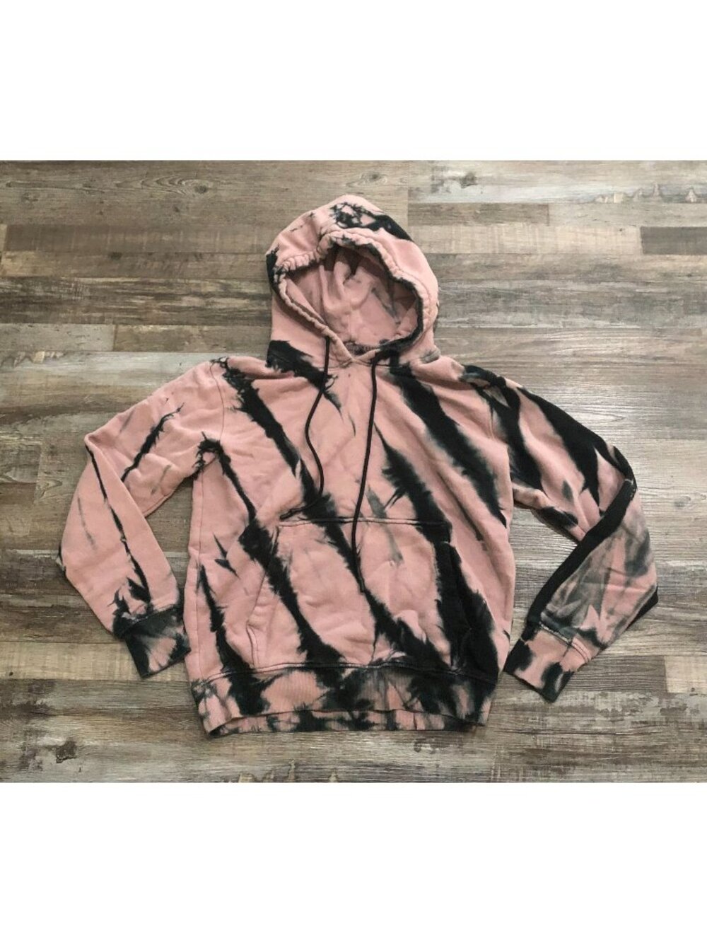 UGG Tatiana Hoodie Womens Small Tie Dye Pink & Black Tie Dye Pullover
